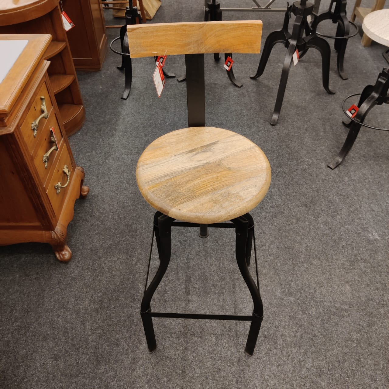 aac59d3c-15b3-43d0-9789-33f428442601