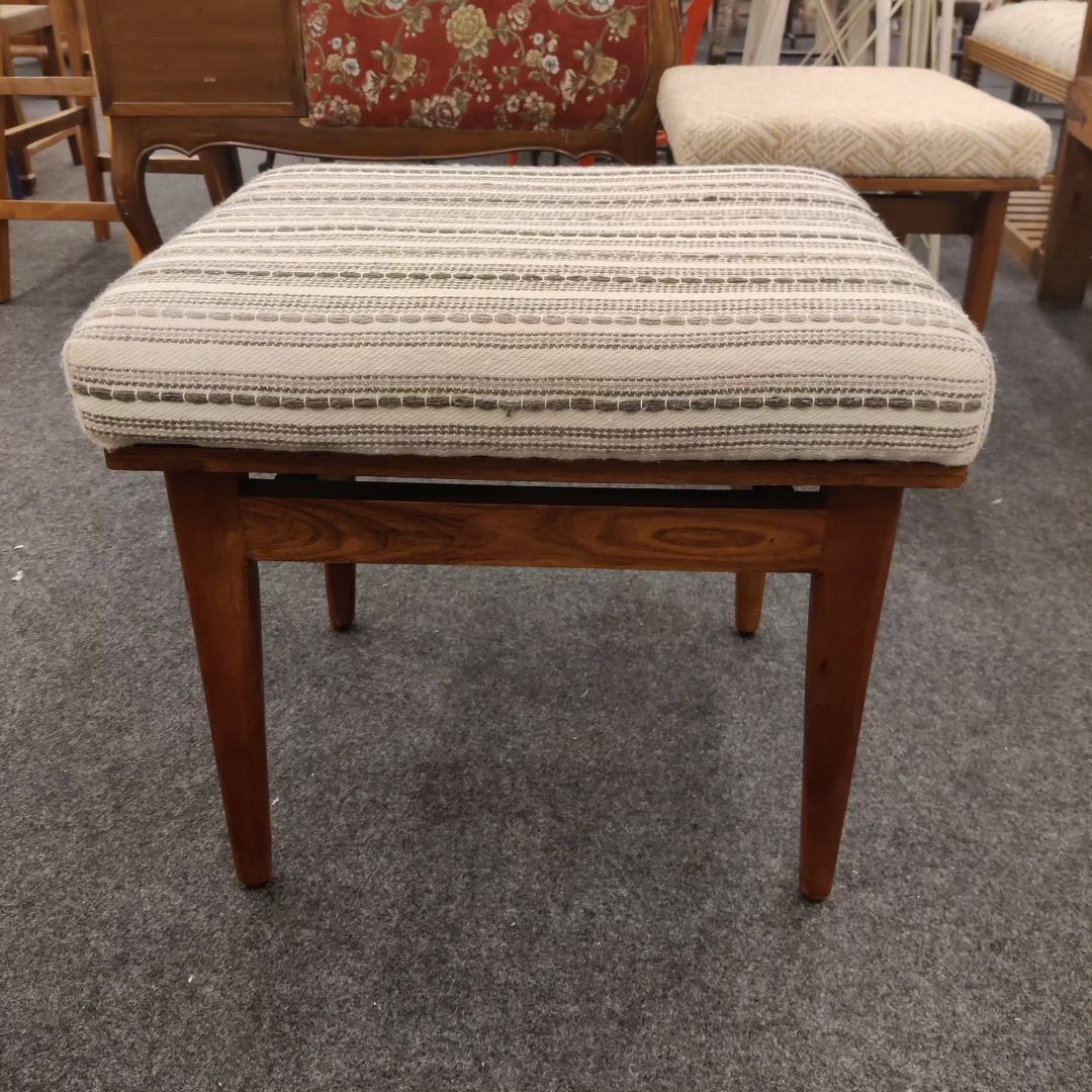 f8ca0d63-f05c-4e24-a8b6-b8d51e460e77