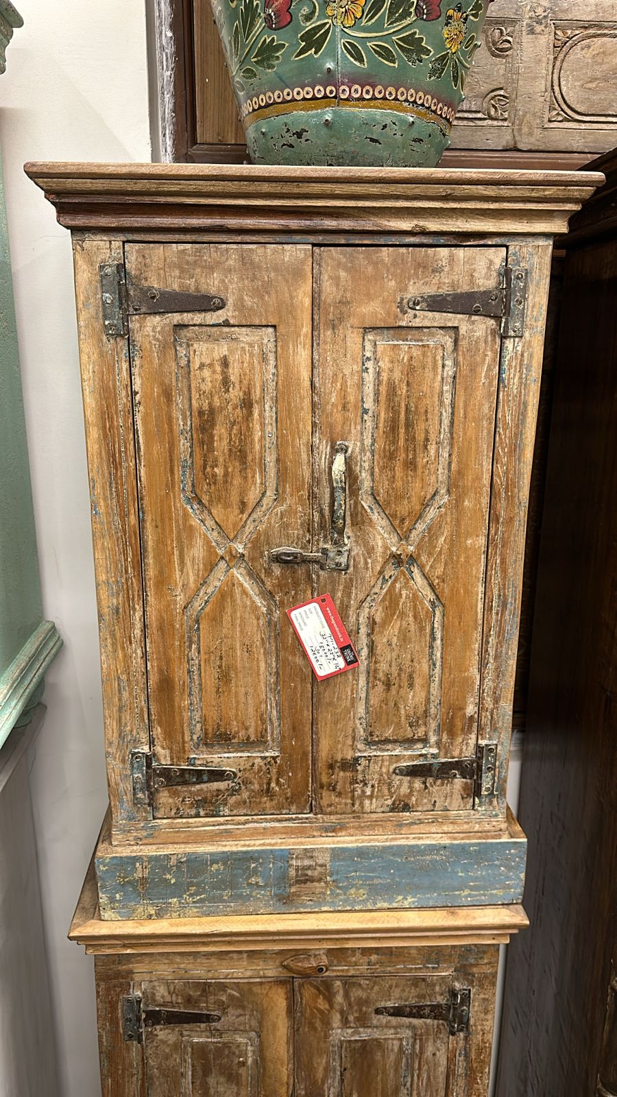 9d684870-b0f3-4000-831c-b2aa00c516d0