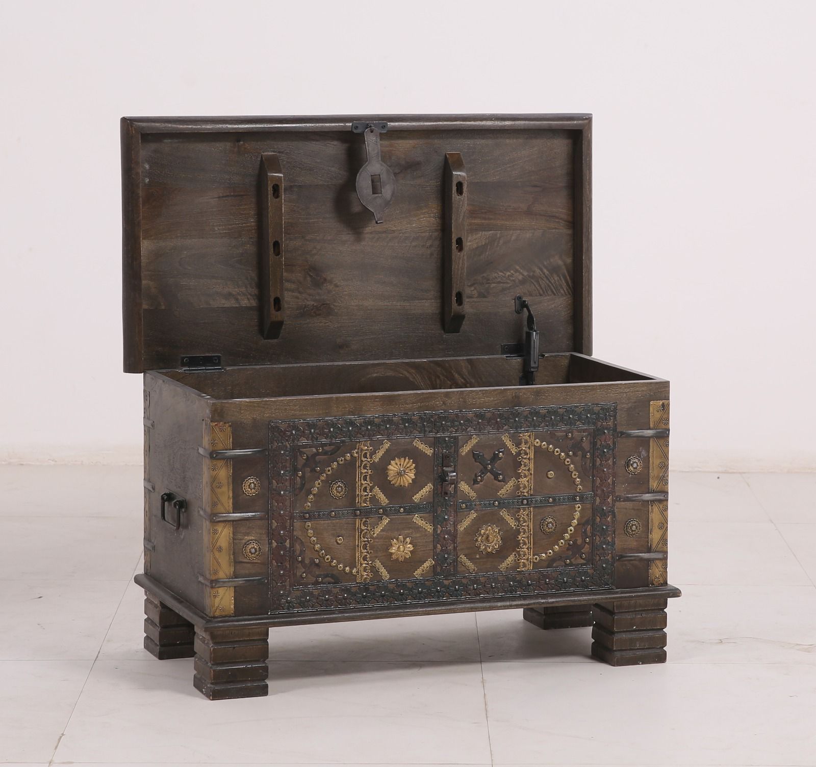 WhatsApp Image 2024-10-17 at 7.08.06 PM (1)