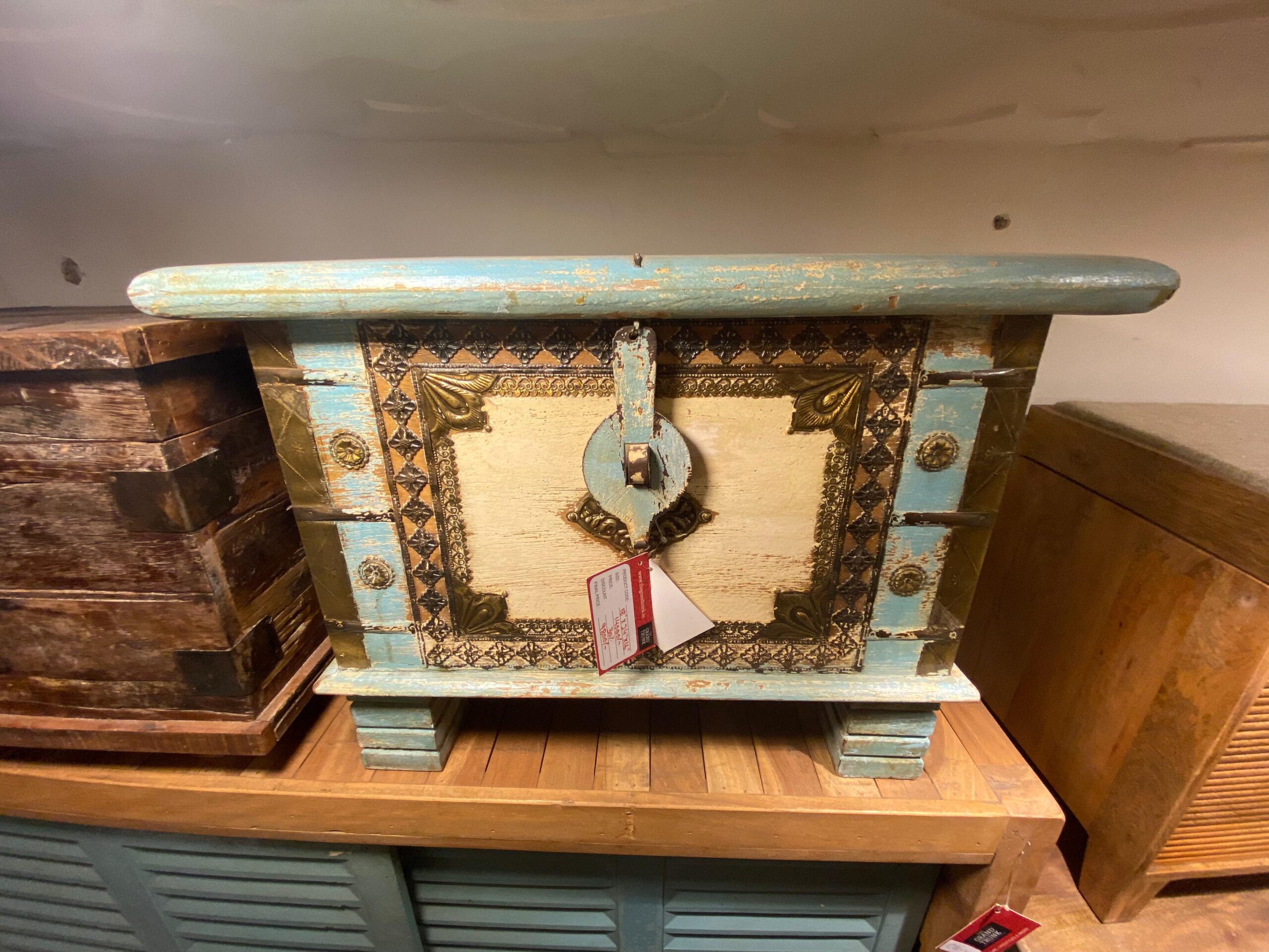 0f9bf41f-aaa2-48a3-905d-2886e605f1d2