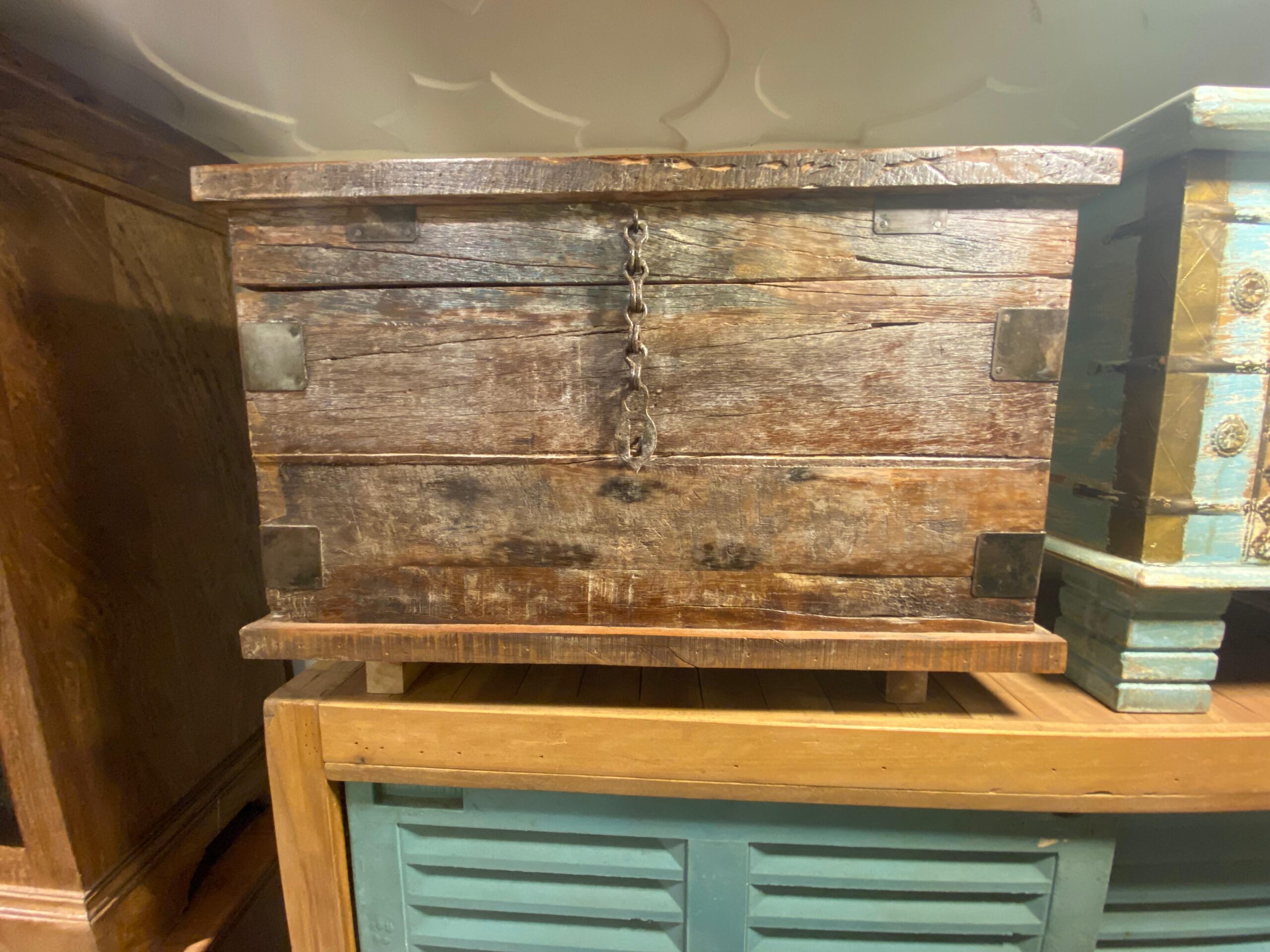 a6f53698-8b6c-4e70-966a-7fd867c6c39d