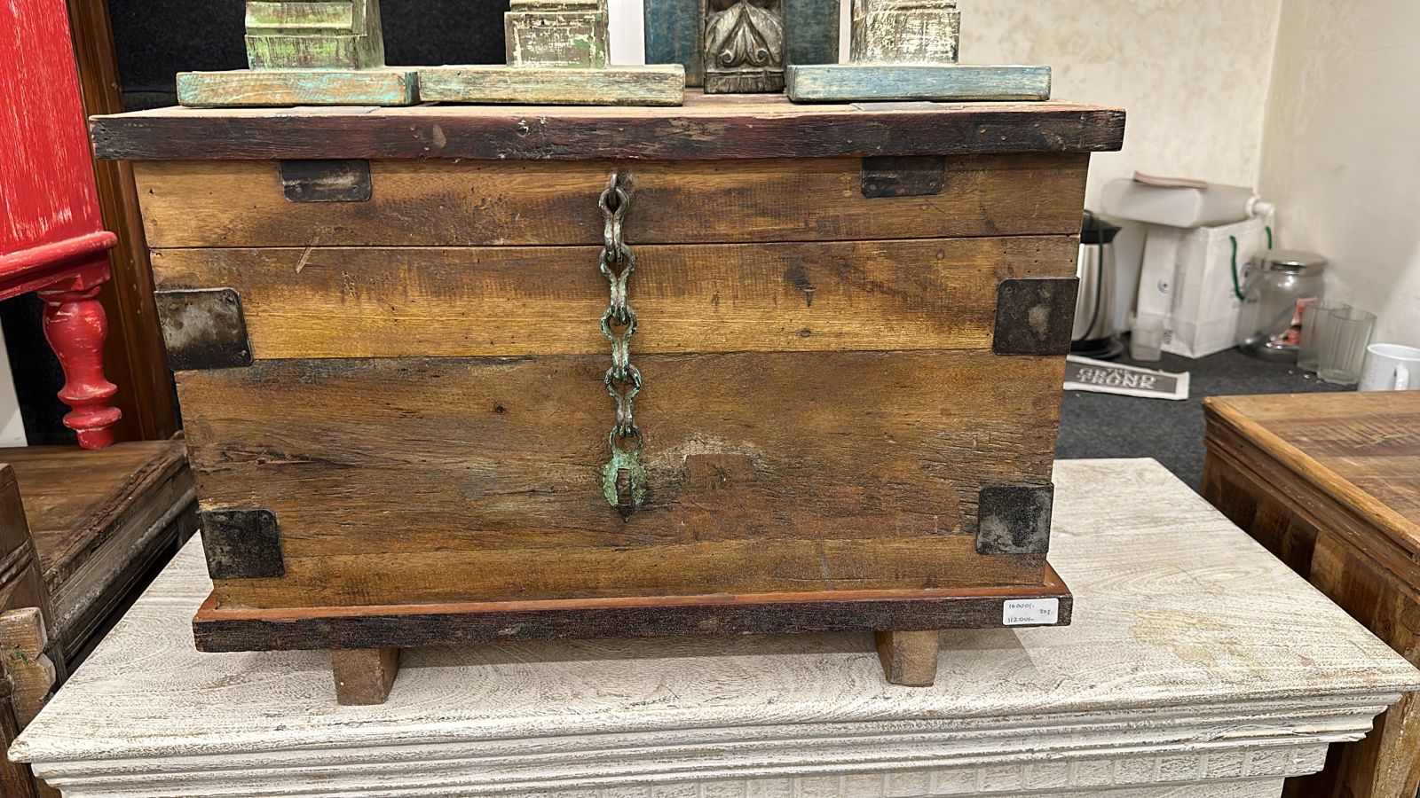 a8c0deb6-856c-4b35-9a7f-373818dacdd5