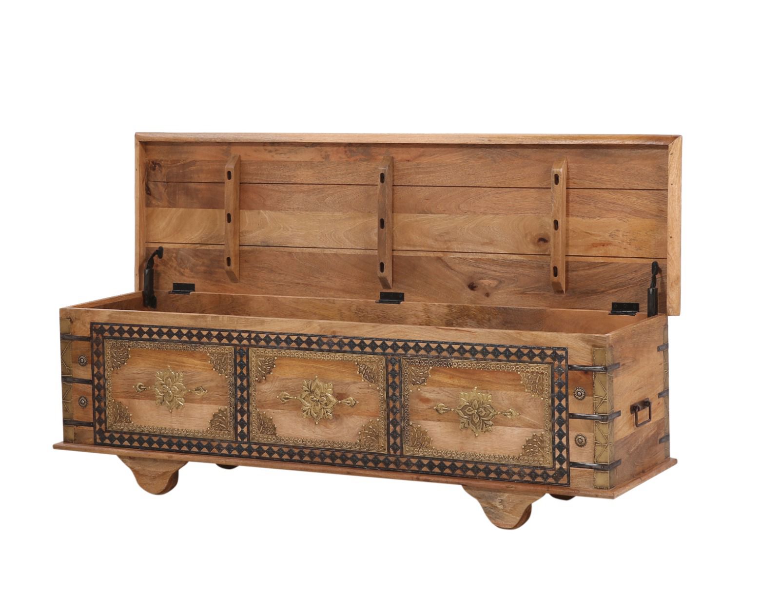 WhatsApp Image 2025-03-25 at 6.10.54 PM (1)