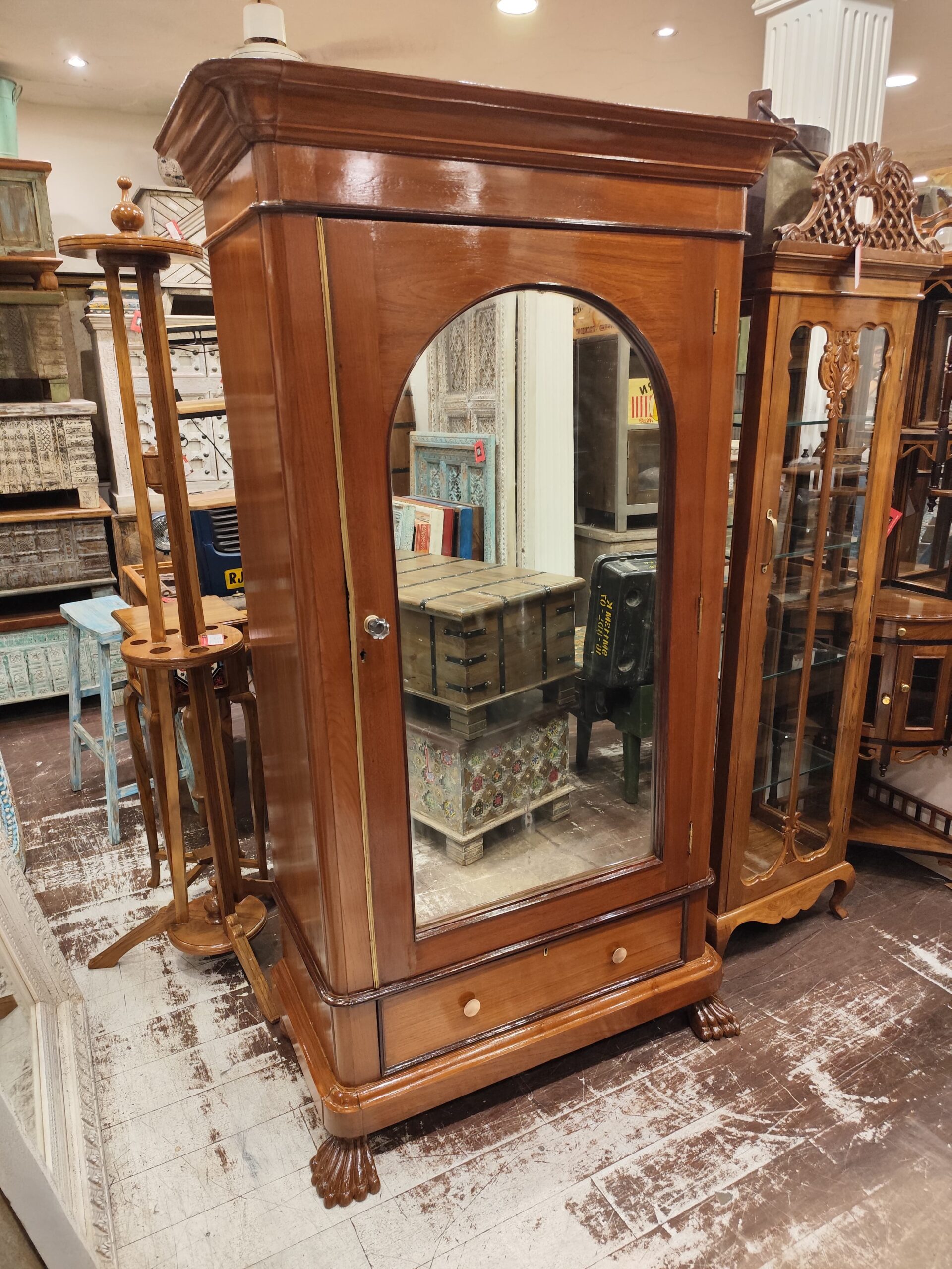 a8e274d4-d342-464b-a998-76cf7a656888