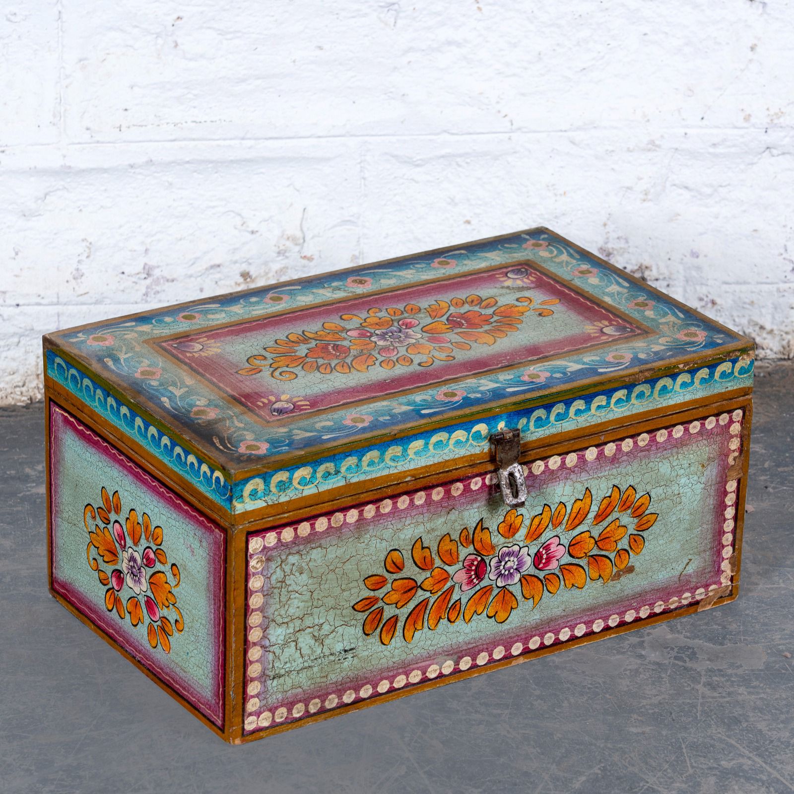 ad08dae8-e192-40dd-b9e4-67e6ec2e70dc