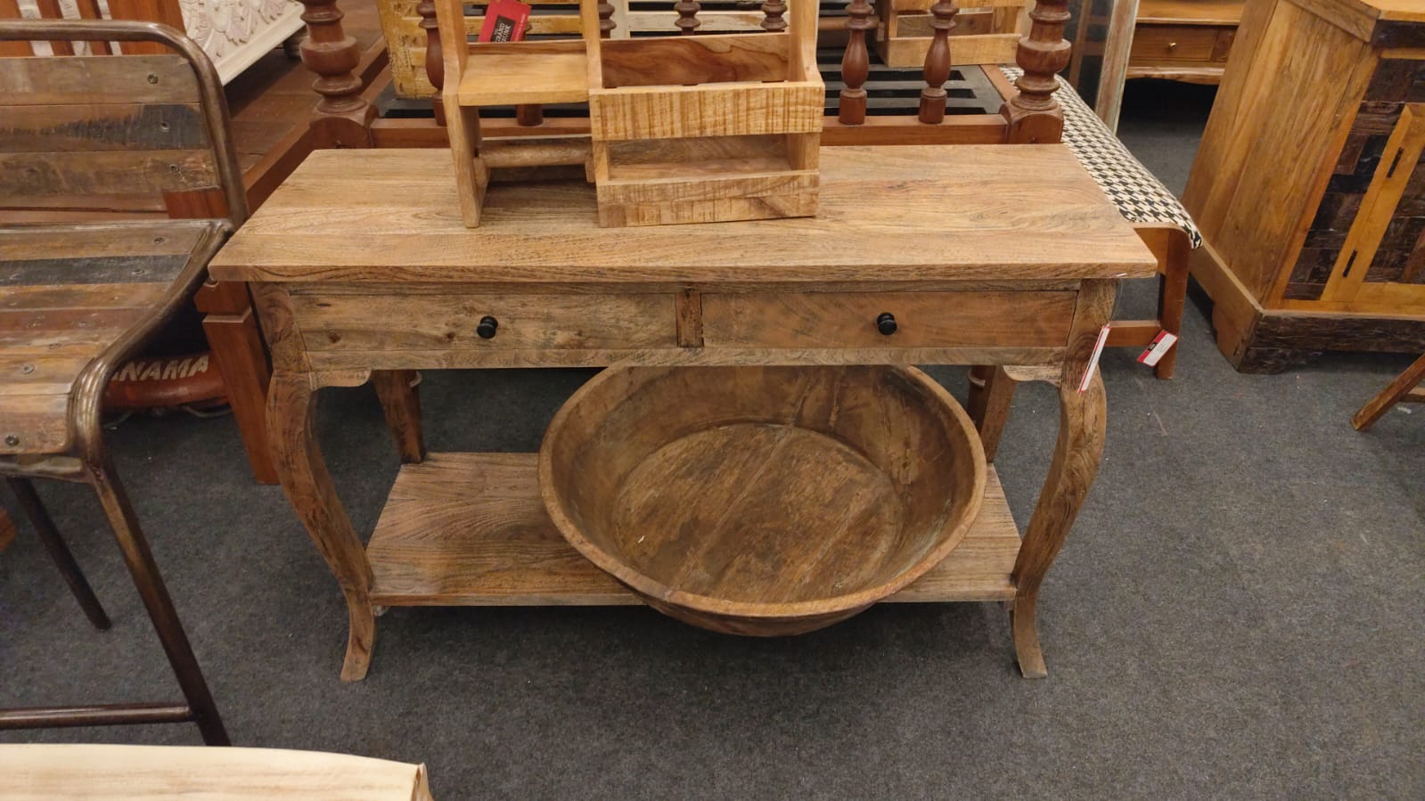 c60d4a83-0b84-40f9-9b45-663380456d09