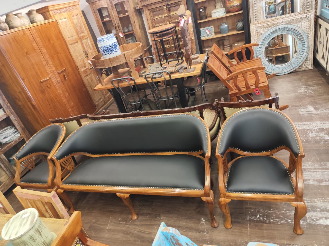 49574933-3698-4eac-8c11-a2b4fda5ea0f